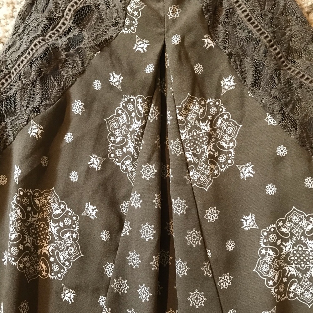 Taylor & Sage tank - Picture 2 of 4